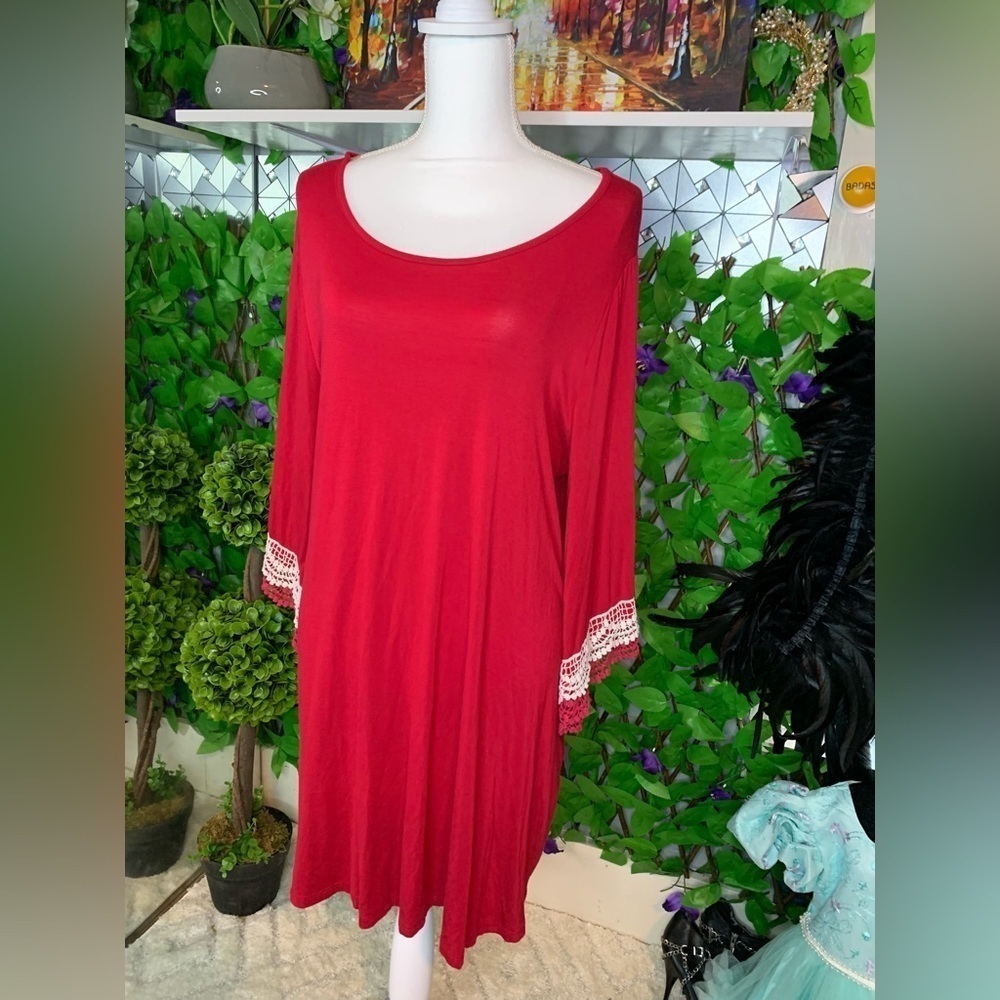 Elegant Red Midi Dress with Lace Trim